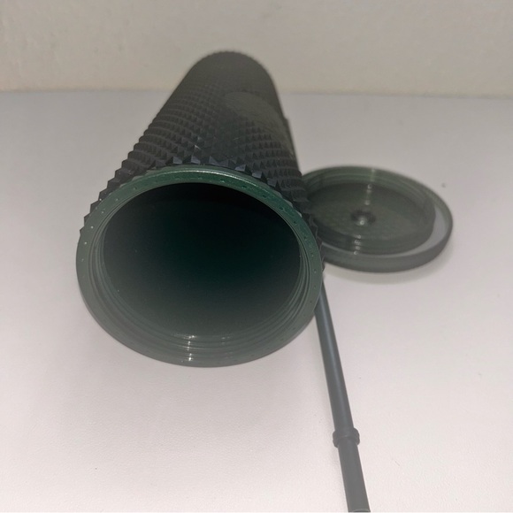 Starbucks Dark Green Grid 24oz Venti Tumbler Cold Cup Straw. - Picture 3 of 4